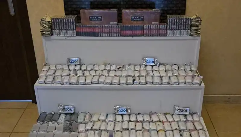 Gümrük Kaçağı Sigara Operasyonu: Binlerce Paket Sigaraya El Konuldu