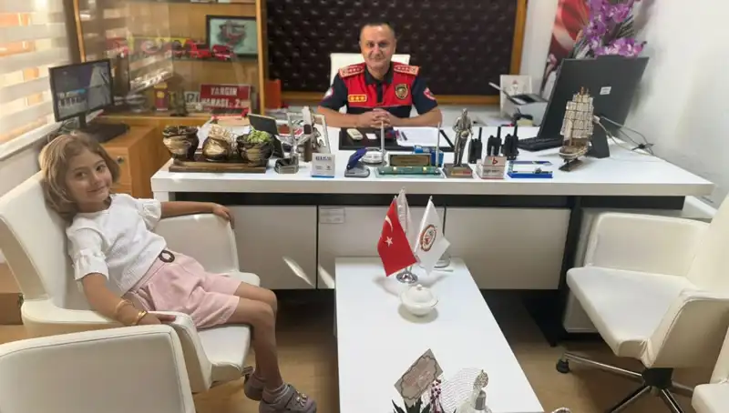 5 Yaşındaki Aslı, Kahramanlığıyla Köyü Alevlerden Kurtardı