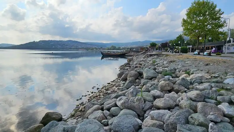 Sapanca Gölü'nde Su Seviyesi Düşüyor: Ekosistem ve Turizm Üzerindeki Etkileri