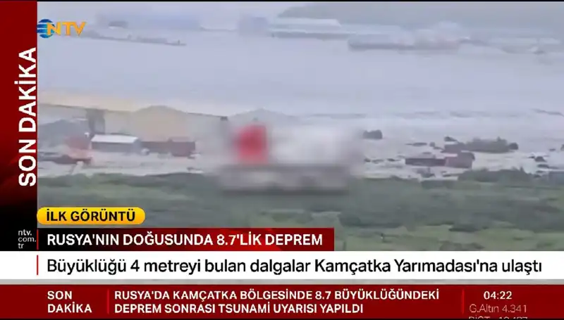 Kamçatka'da Tsunami Alarmı: İlk Dalgalar Sahilleri Vurdu