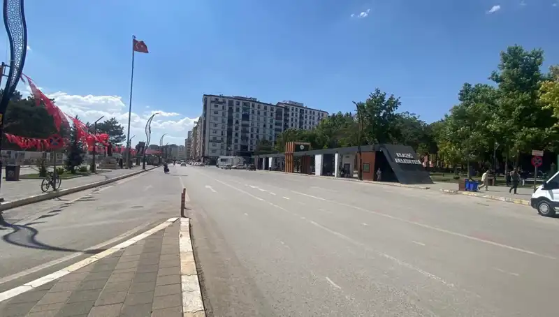 Elazığ'da Sokaklar Neden Boş Kaldı? Şehirdeki Gizemli Sessizlik