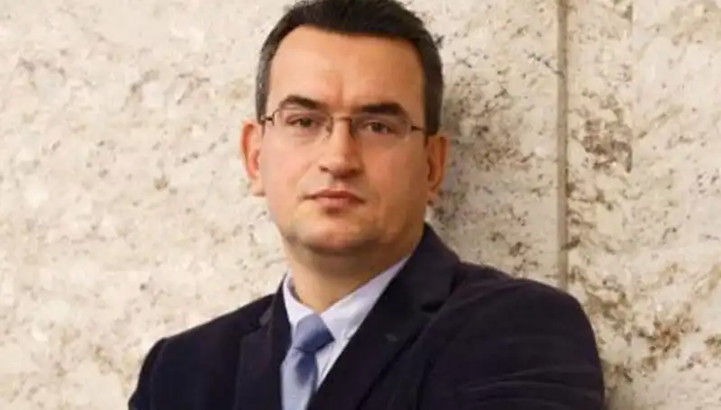 Metin Gürcan: DEVA Partisi’nin Kurucu Üyesinin İlginç Hayat Hikayesi