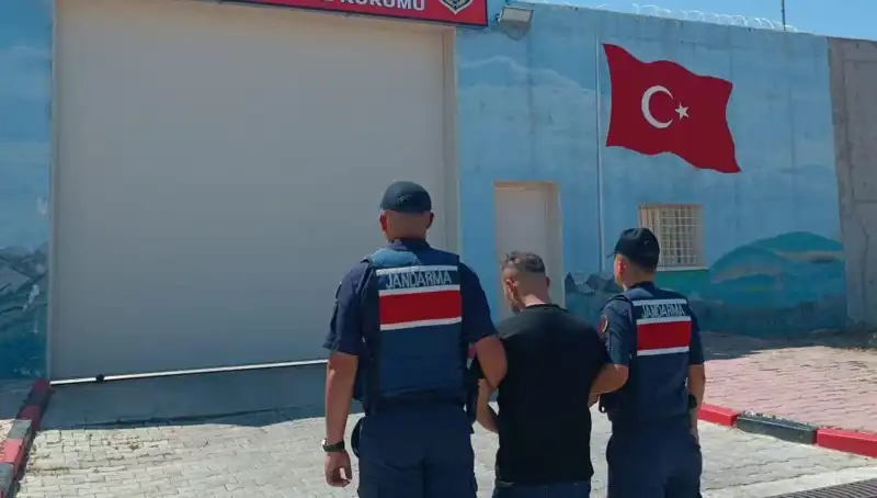 Afyonkarahisar’da Suç Çetesi Çökertildi: 9 Gözaltı