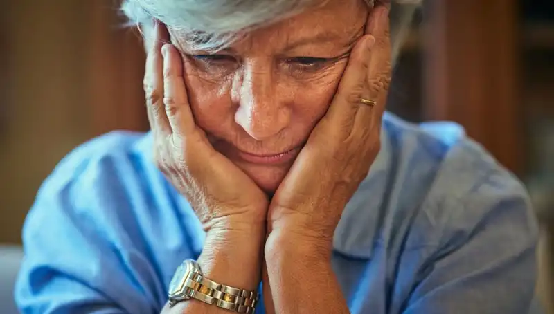 40'lı Yaşlarındaki Bir Bireyin Alzheimer Tecrübesi: Stres ve Erken Uyarı İşaretleri