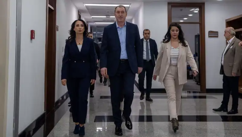 DEM Parti Heyeti, Siyasi Parti Turu Kapsamında Bugün Önemli Görüşmeler Yapacak