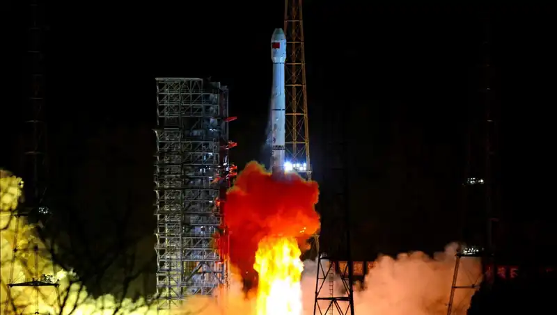 Çin, Uzaya Tienvın-2 Asteroid Keşif Aracını Gönderdi: Uzay Araştırmalarında Yeni Bir Dönem