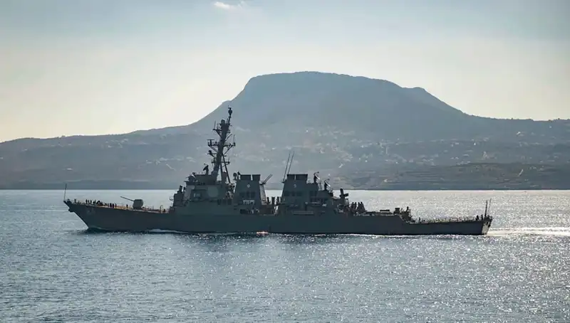 ABD'den Yunanistan'a Kritik Tepki: Donanma Üssü Kaleye Dönüşecek mi?