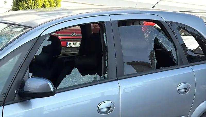 Komşular Arasında Patlak Veren Silahlı Kavga: 1 Ölü, 3 Yaralı