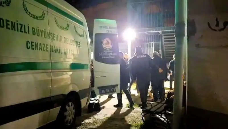 Yem Karma Makinesine Düşen Besicinin Trajik Ölümü