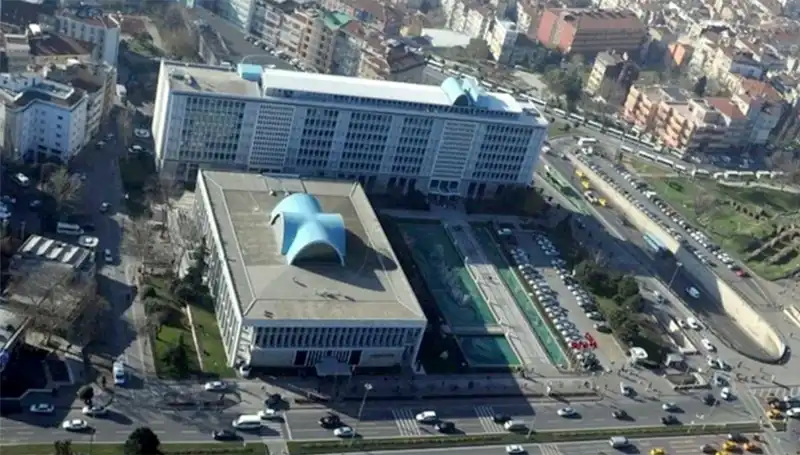 İBB Soruşturmasında Dikkat Çeken "Enderun" WhatsApp Grubu Mesajları Neleri Açıkladı?