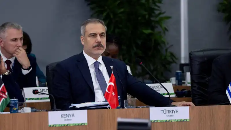 Yapay Zeka Üzerine Kritik Uyarı: BRICS Zirvesi'nde Bakan Fidan'dan Çarpıcı Açıklamalar