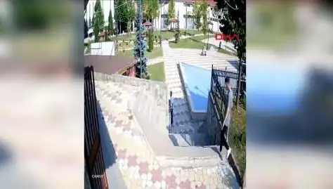 Kastamonu'da Muhtarın İhbarı, Hayatıyla Ödendi: Bıçaklı Saldırı!